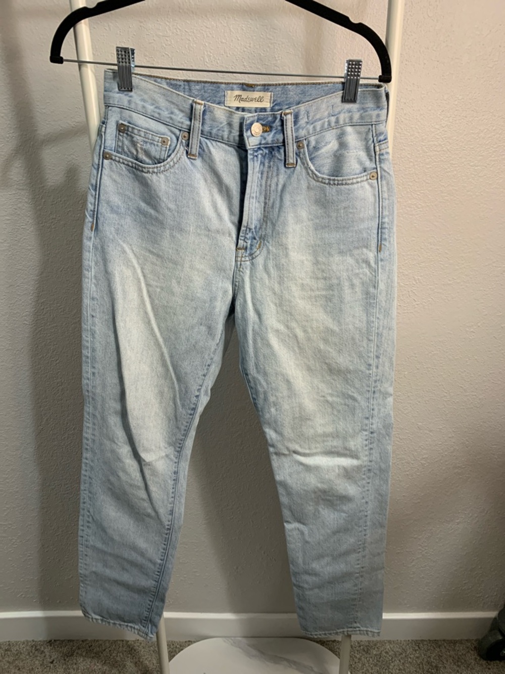 The perfect vintage jean Madewell Pale Blue Straight Leg Jeans